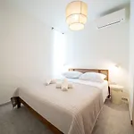 Coastal Serenity Apartamento *