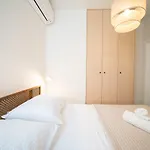 Coastal Serenity 公寓 *