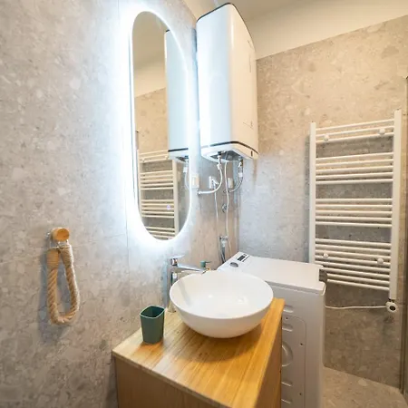 Coastal Serenity * Zadar